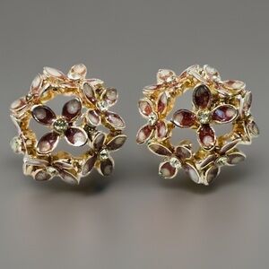 Vintage, 3-D flower, aged goldtone, costume pierced earrings